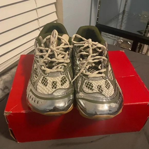 Bottega Veneta Green and Silver Athletic Shoes